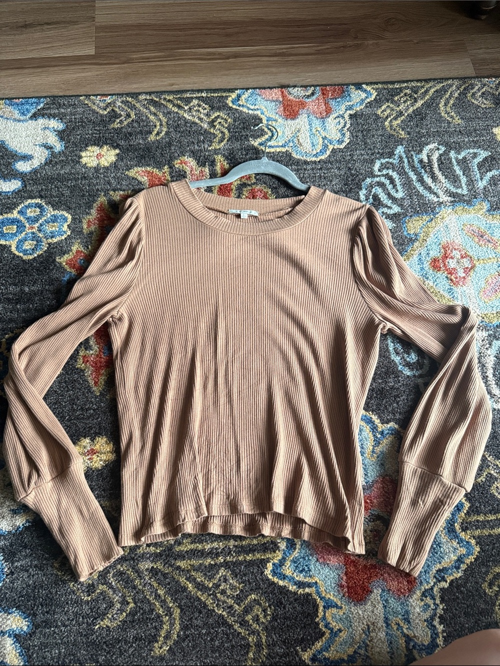 Z Supply Ribbed Long-Sleeve Top in Beige/Tan